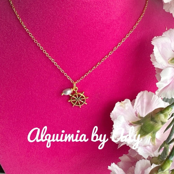 Freshwater pearl Vermeil gold 925 stamped ship rudder charm dainty necklace - Picture 2 of 7